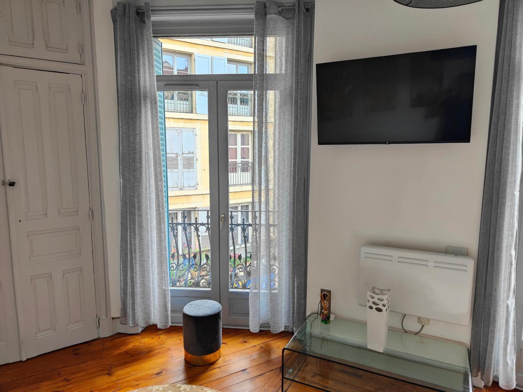 Le Paradis Perdu Le Puy-en-Velay Extérieur photo